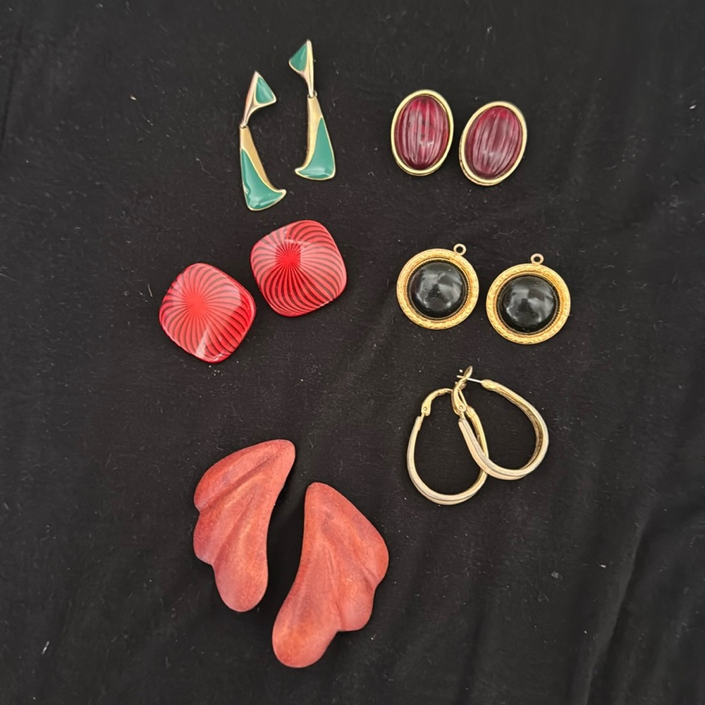 Vintage 1980s earrings, assortment of pierced and clip on.